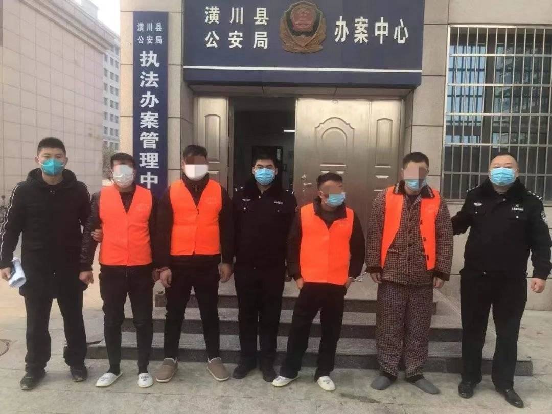 潢川民警捣毁一赌博窝点,抓获涉赌人员26名