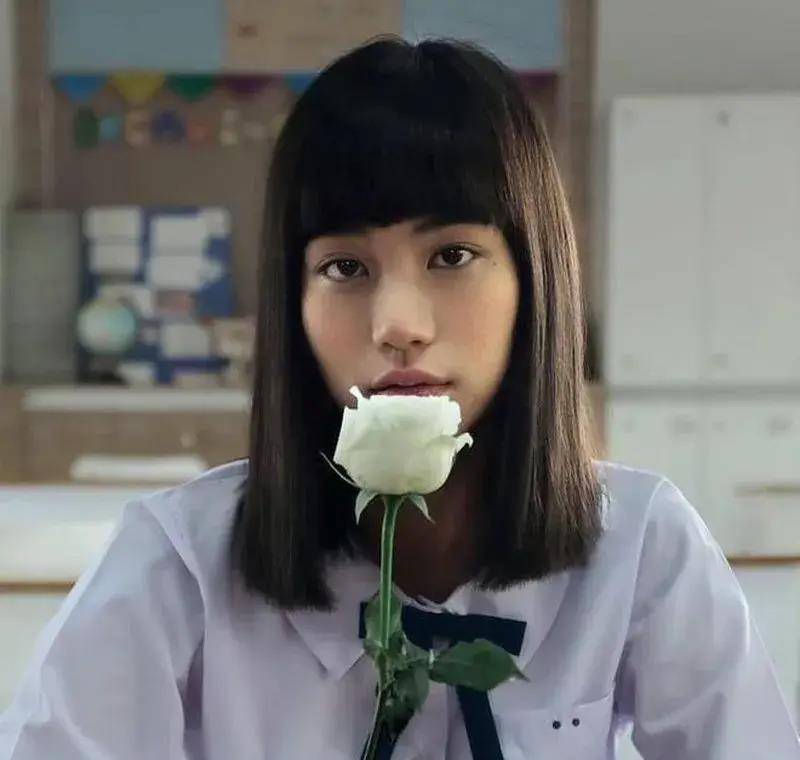 泰剧《禁忌女孩》娜诺,厌世水原希子竟然已经是27岁的姐姐了_社会