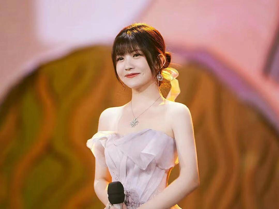 《百分百开麦》燃情来袭,赖美云伯远李紫婷张紫宁舞台唱演秀开启_歌声