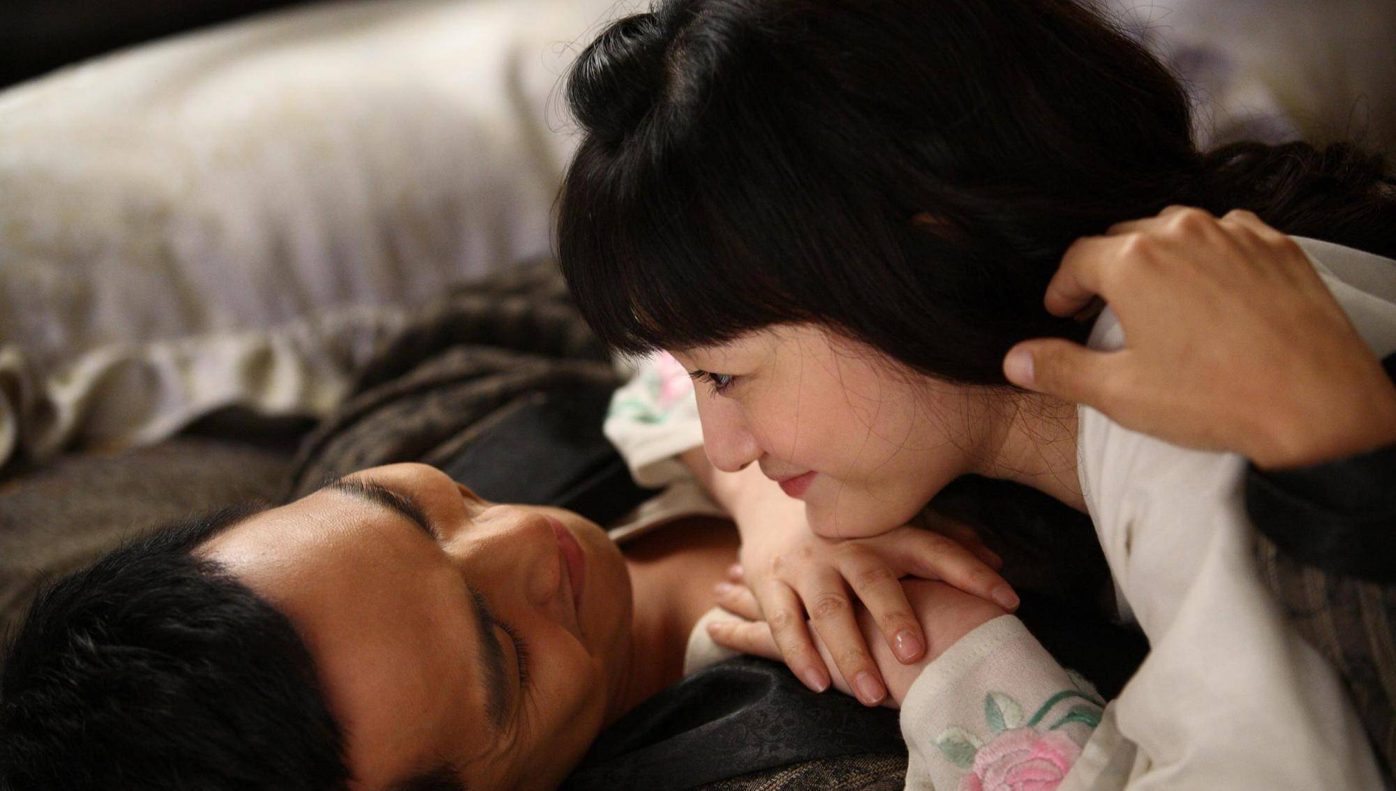 男生不要轻易尝试几个动作,女朋友不会反感,而会更爱你67_女孩_男孩