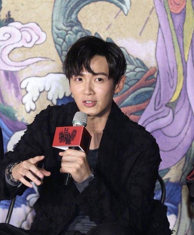 柯震东成功复出,29岁颜值大变认不出,这还是你们的男神吗?