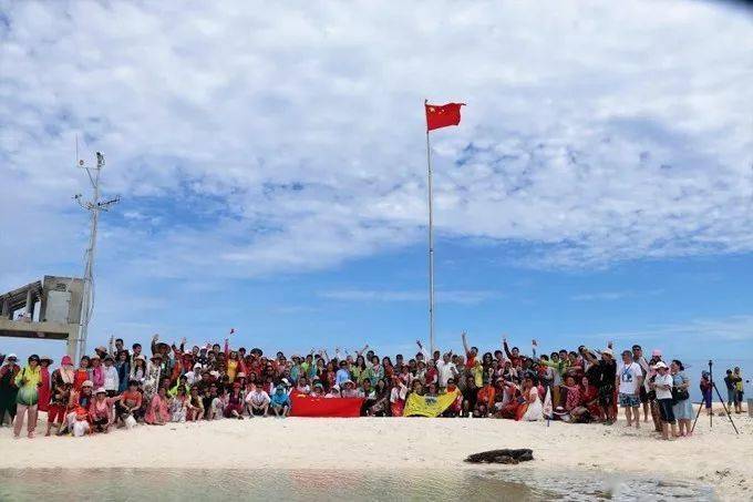 的城市,一元住房,看病免费,一年却只准入1000人_西沙群岛_海水_国人