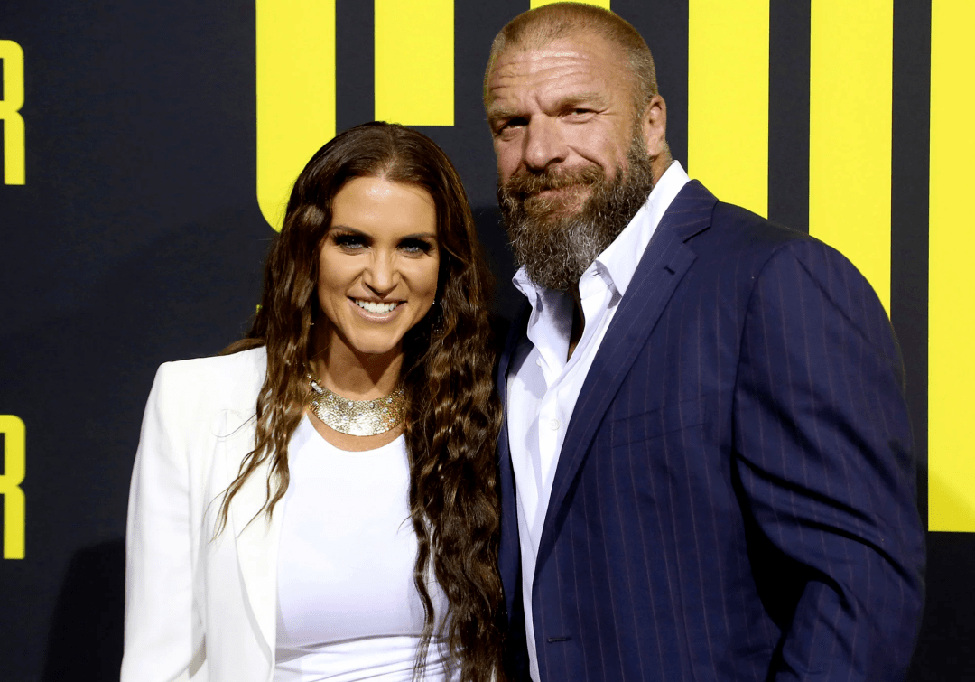 wwe狂热大赛39将是他的统治终点._巨石_科迪罗兹_萨米辛
