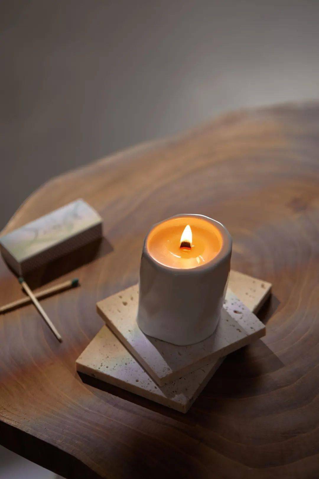 香薰蜡烛:给自己划一片白日梦_香味_香气_石蜡