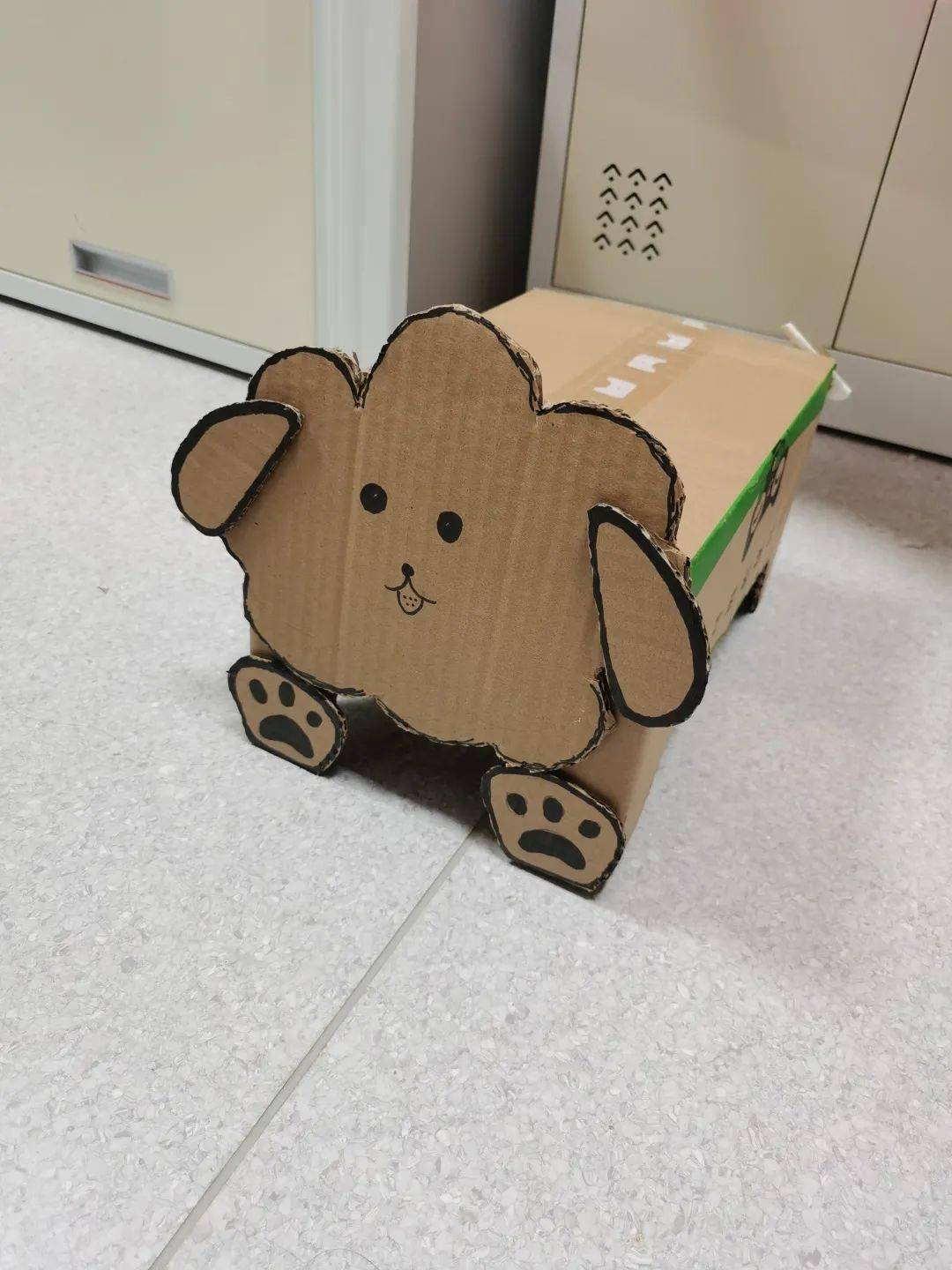 护理与康复学院文紫馨吴晓琦王雅倩徐卫燕69你的纸盒遛了吗?