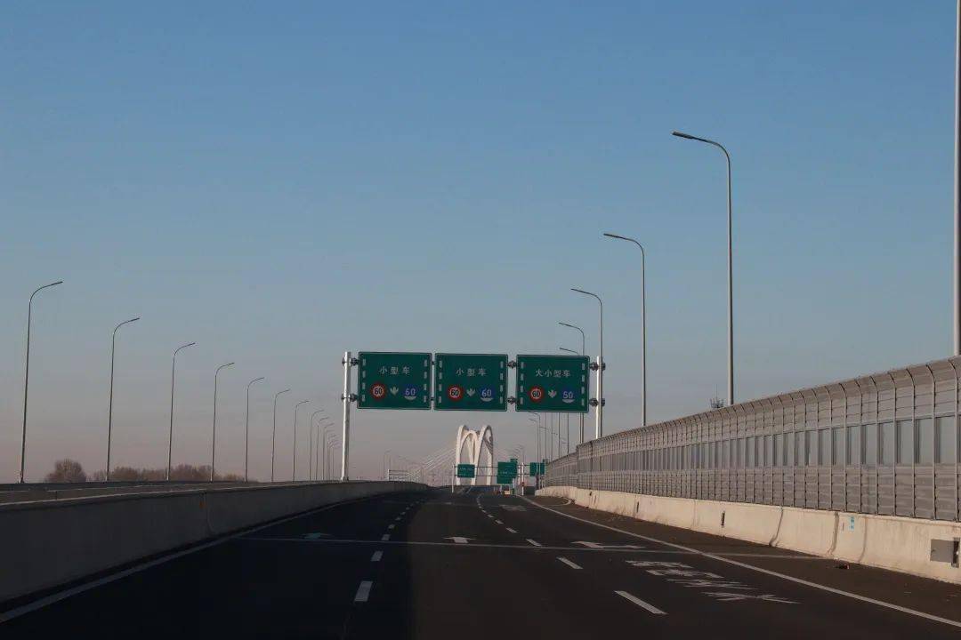 呼和浩特绕城高速图片