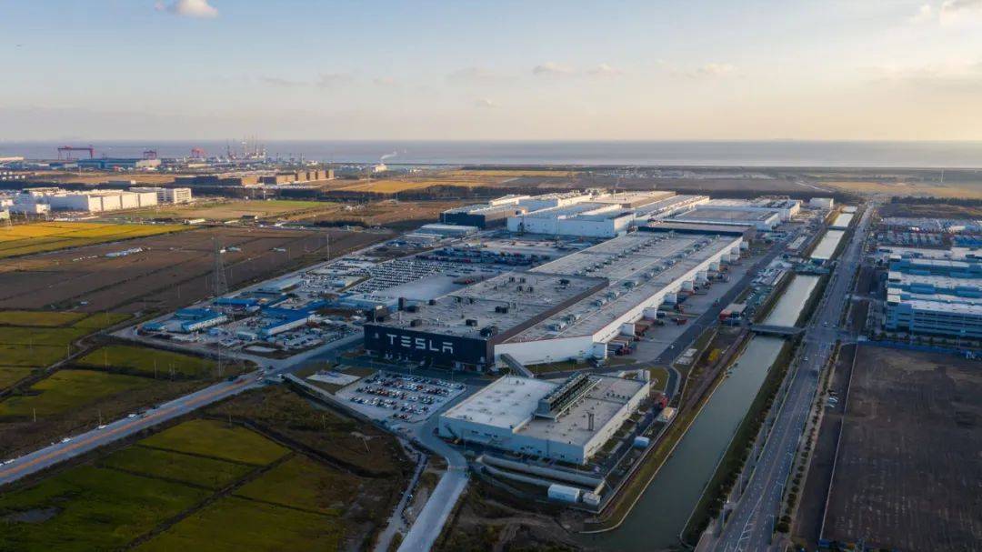 特斯拉上海超级工厂被曝停产？特斯拉中国回应了