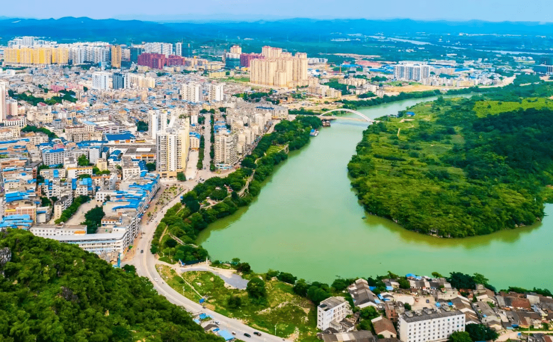 广西平果县全景图片图片