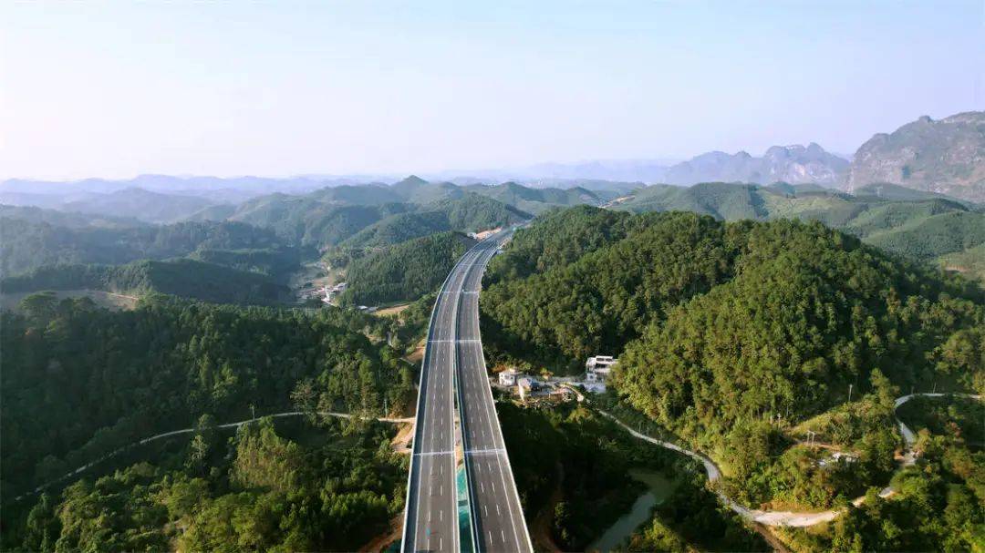 巴平高速公路图图片