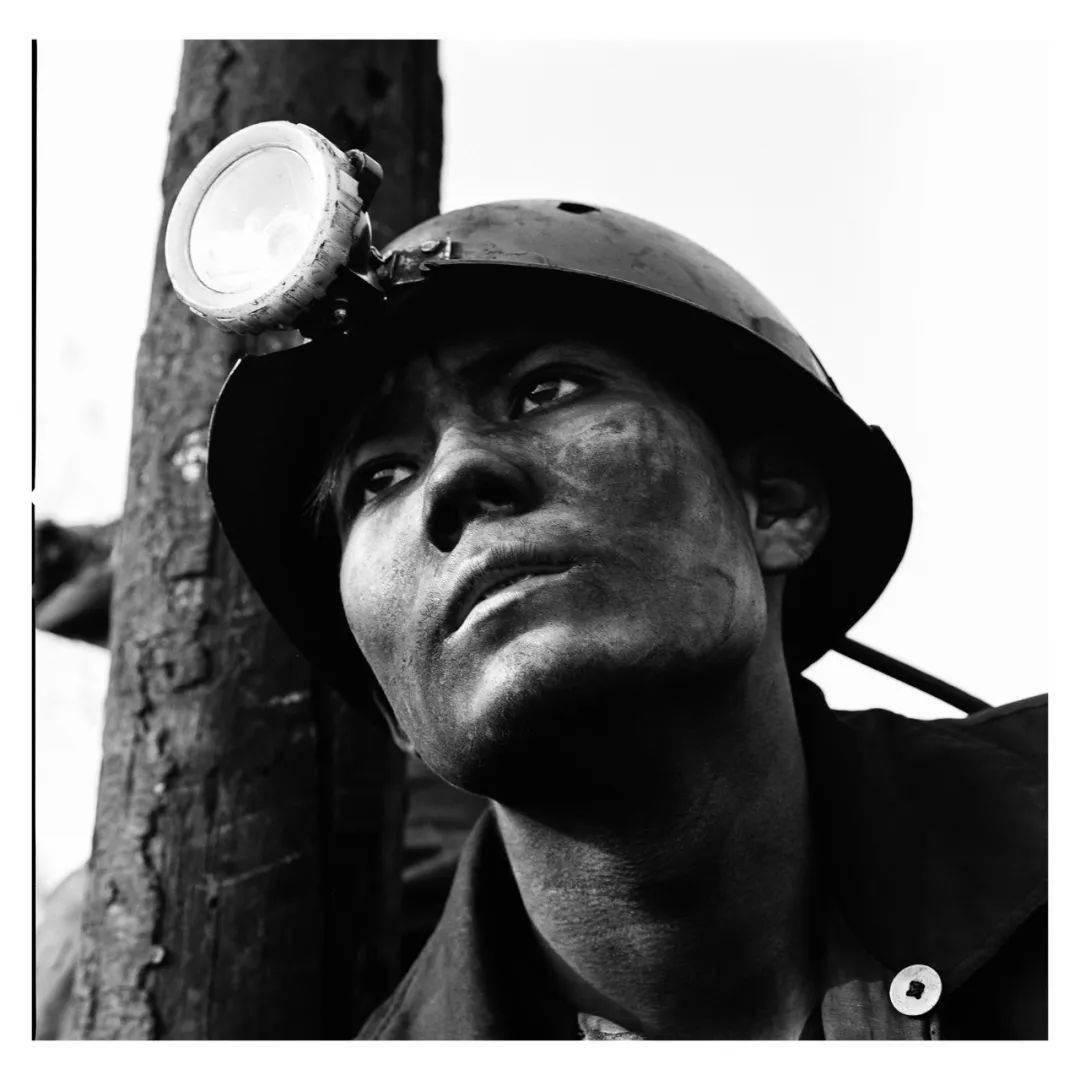 摄影师简介胡力,1955年出生,自由摄影师.