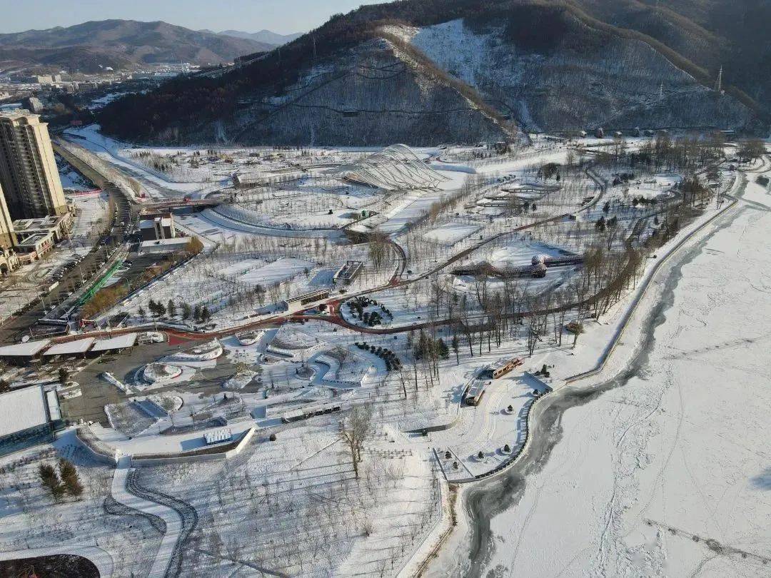 罗通山城龙湾群国家森林公园壹号庄园通化文旅邀您"粥"游山水通化到