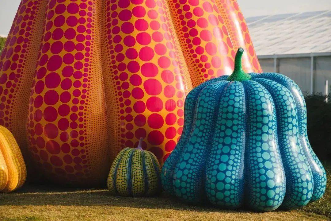 在上海,草间弥生的波点世界_路易威登_kusama_yayoi