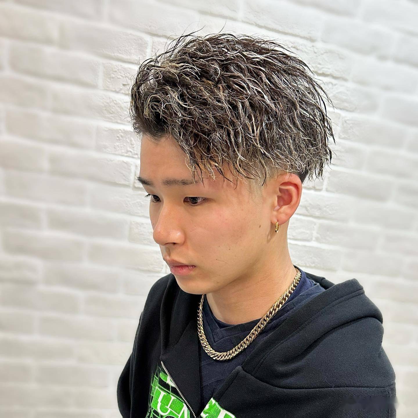 2023男士发型别乱剪,要剪就剪这15款,帅到停不下来_头顶_头发_效果