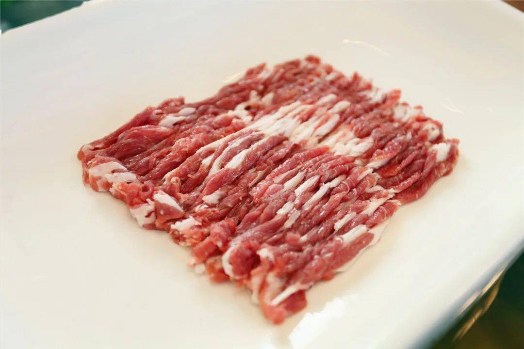 羊外脊鲜切滩羊雪花上脑为涮肉平添一份清爽与甘甜泉水做底的加持足以