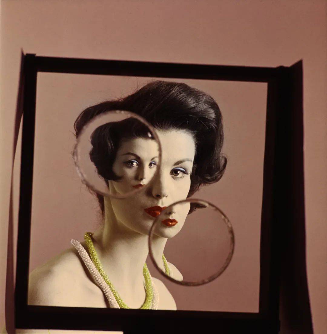 忘掉王后的"魔镜",你可以比自己想象的更有魅力_认知_镜子_镜像