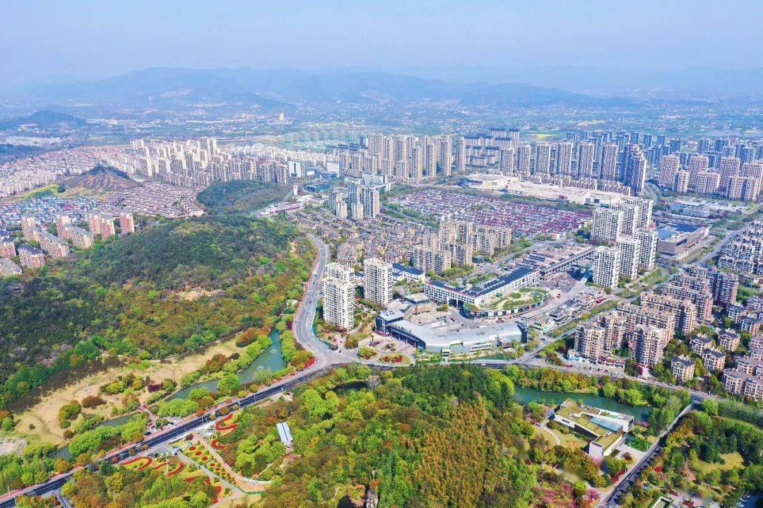 作为全国县城示范标杆之一,长兴县积极响应国家战略,2013年就开始了对