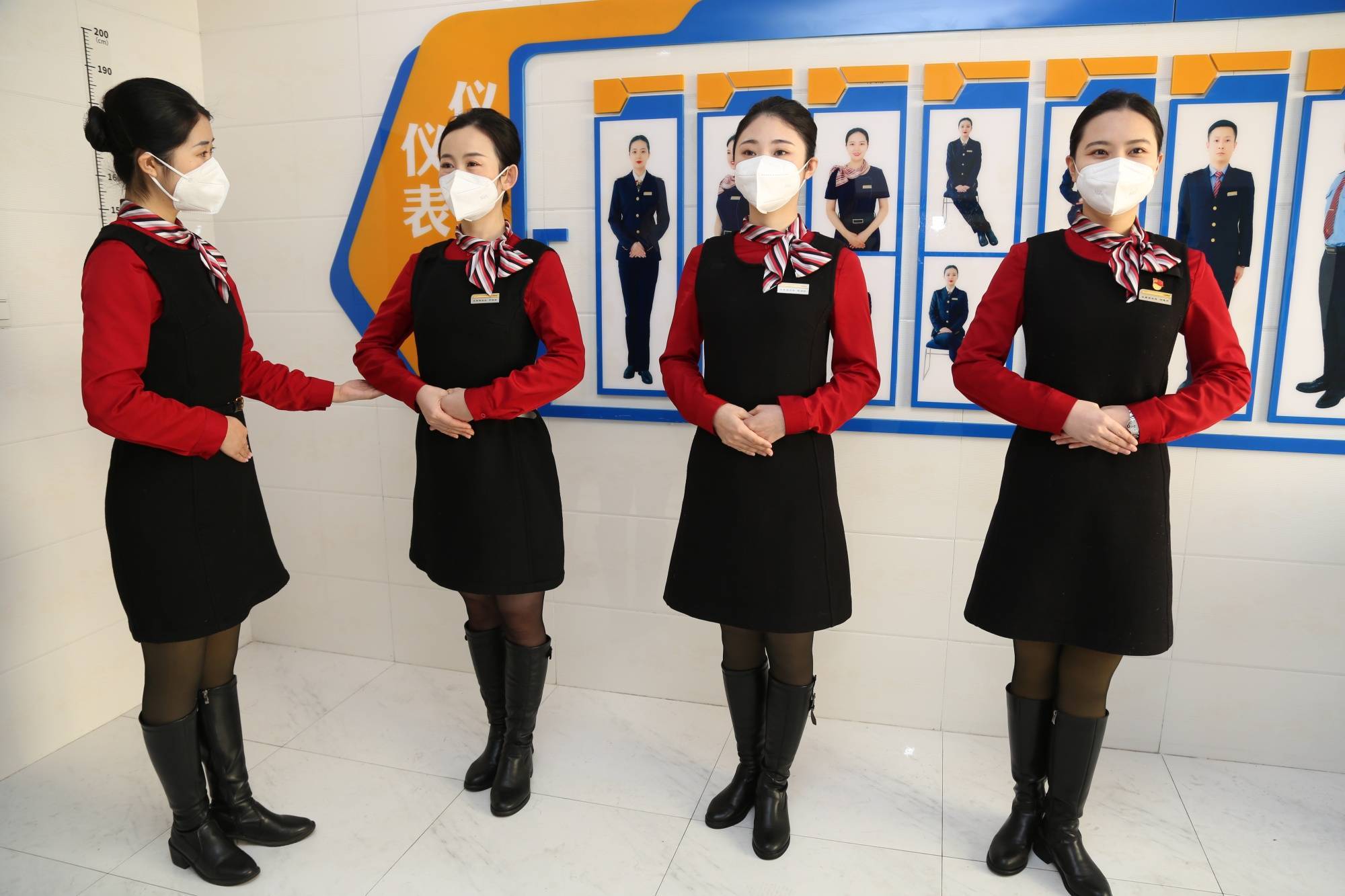 动姐业务培训 迎接春运"大考"_长春_服务_进行