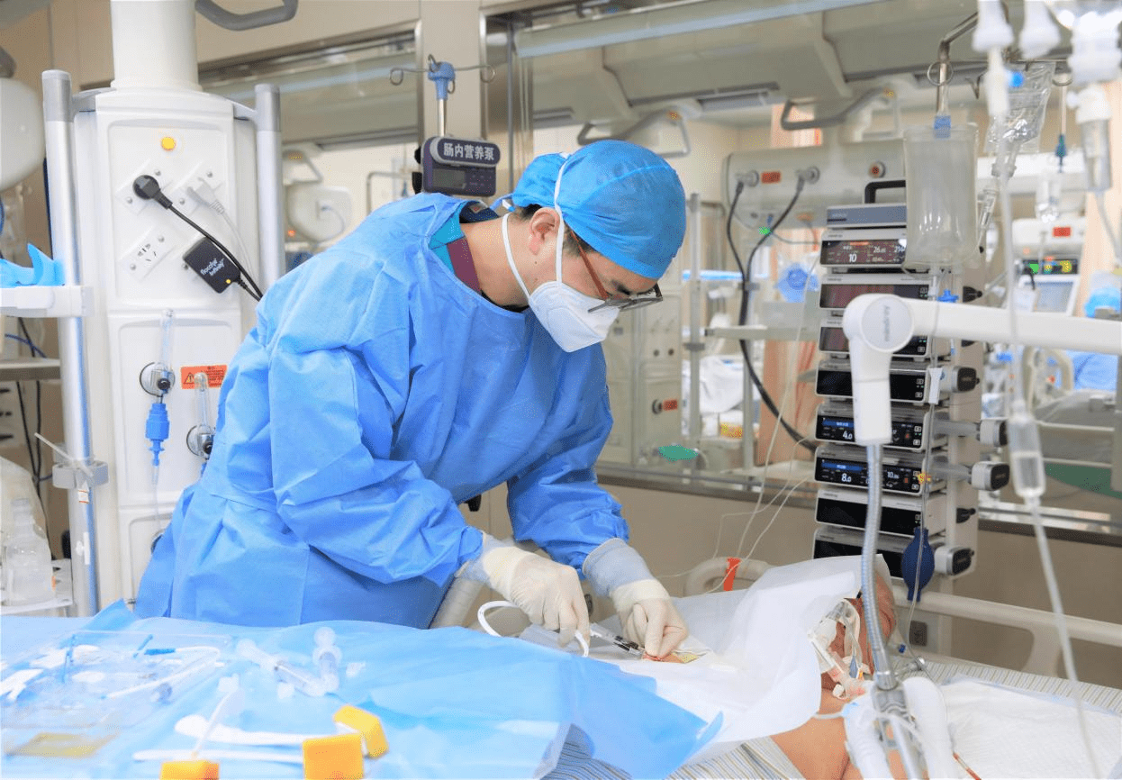 哈医大一院扩容重症救治力量 做患者的生命"医"靠_急诊_医疗_科室
