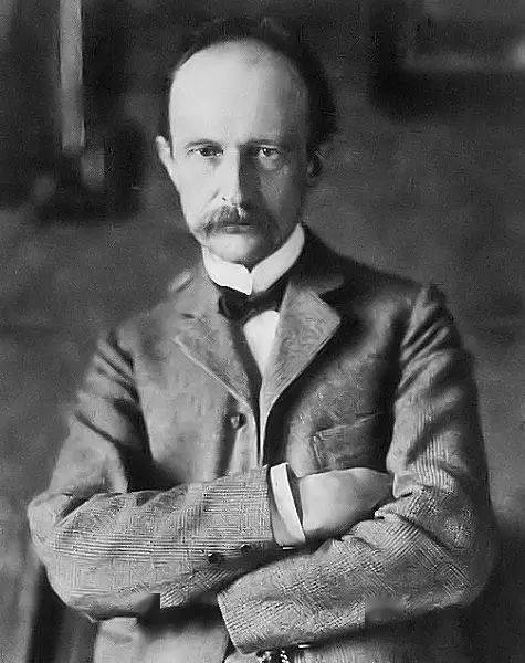 ▼▼▼你们看看这个完美侧脸 ▼▼▼