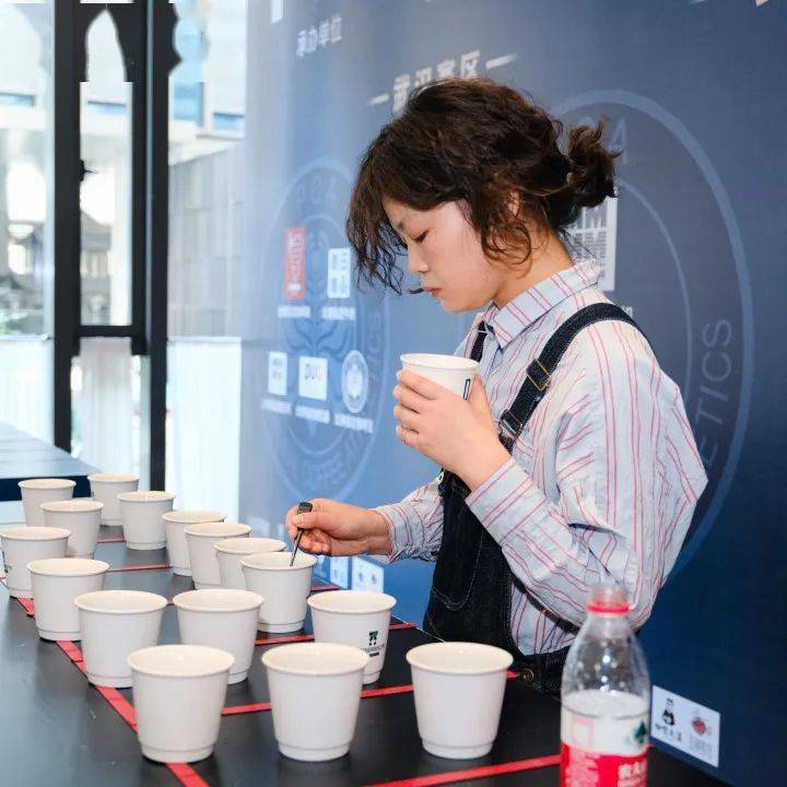 pca专业咖啡品鉴师竞技赛-武汉赛区赛果公布_比赛_颁奖_奖品