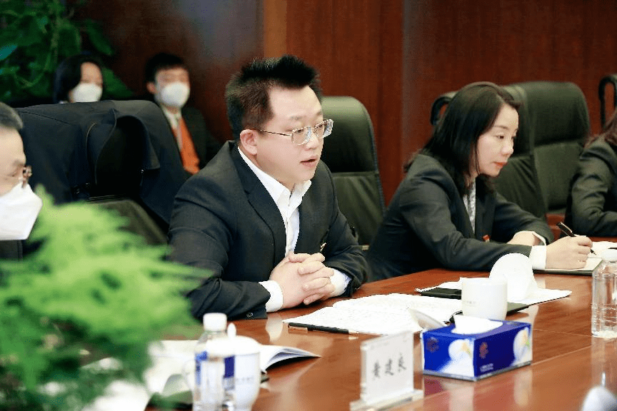 凝心聚力擘画蓝图 团结奋进共谱新篇——长沙银行第六届职工代表大会