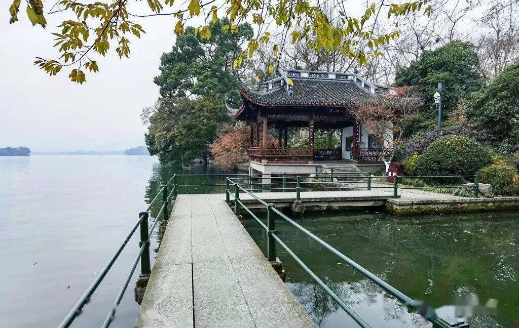 寻幽孤山 之 平湖秋月_西湖_康熙_平台