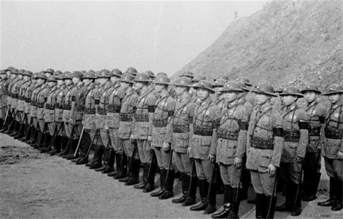 国民党哪一支部队的起义,对蒋介石打击最大?_王晏清_首都_国民政府