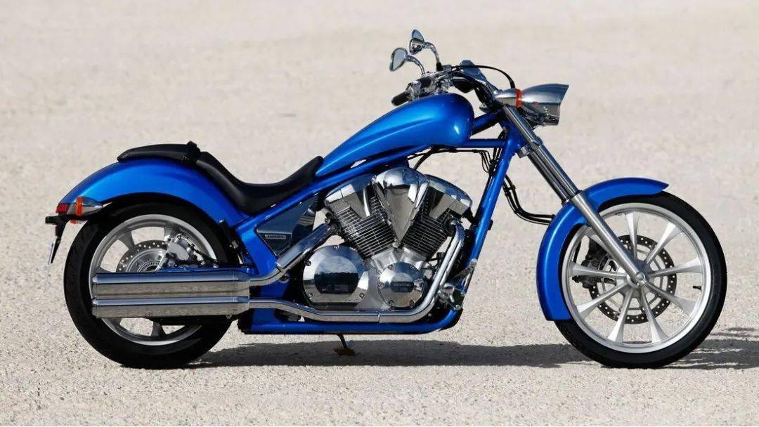 本田v缸公升级巡航,1300cc,海外约7.7万_搜狐汽车_搜狐网