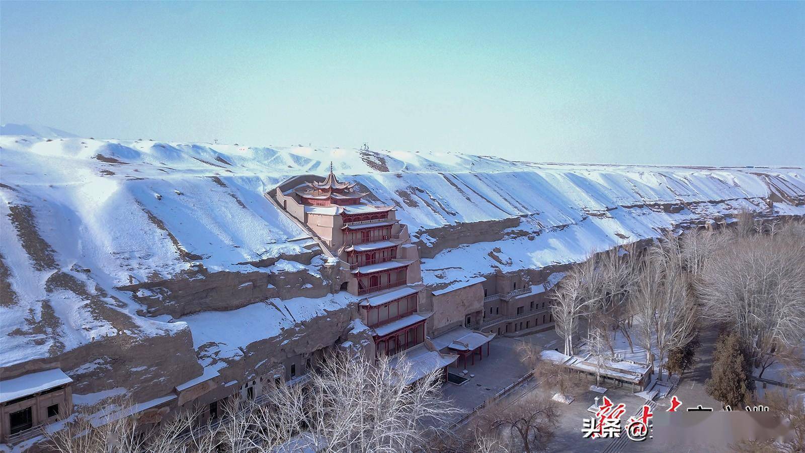 敦煌迎来2023年第一场雪