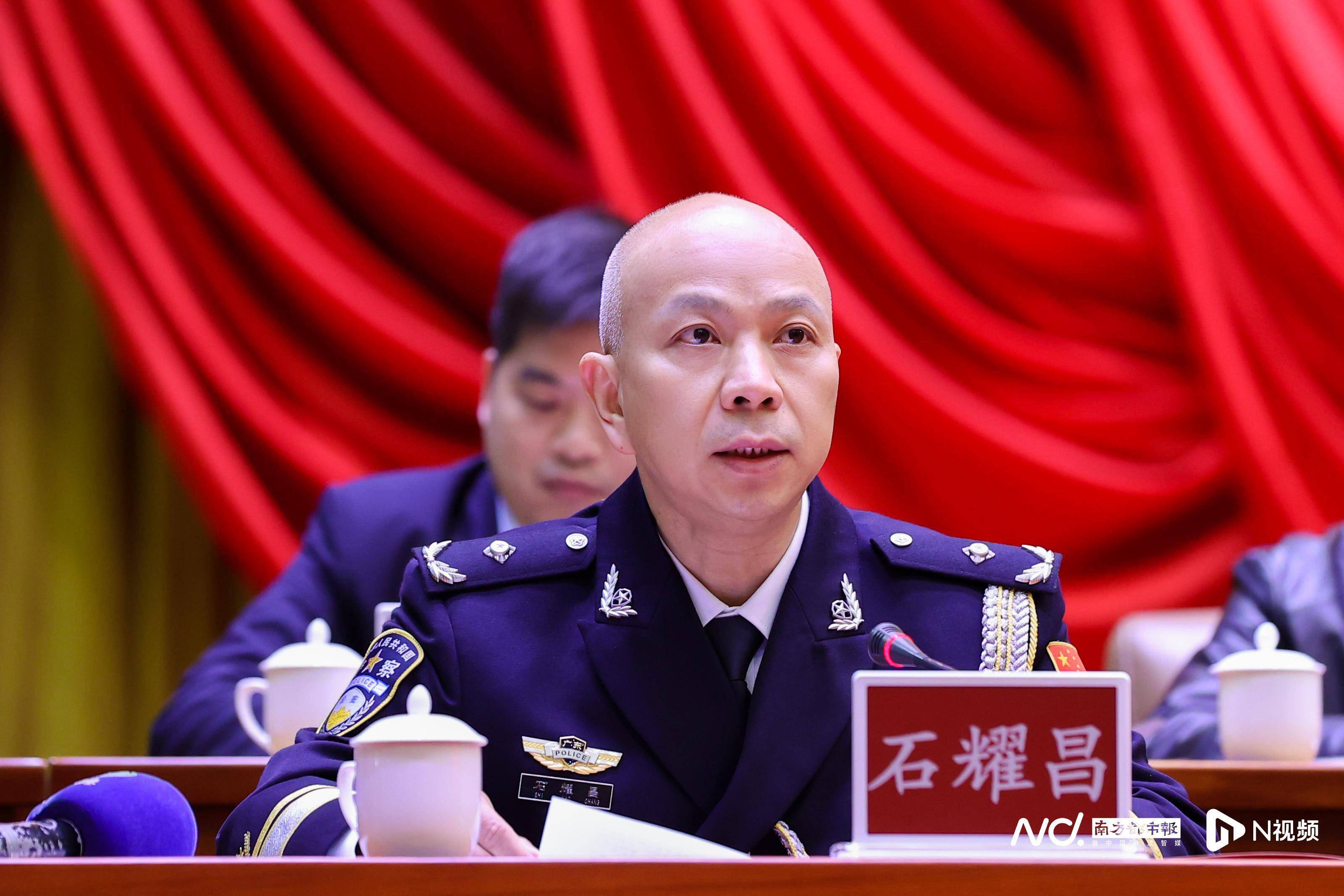 顺德区副区长,区公安局党委书记,局长石耀昌总结回顾了2022年度顺德区