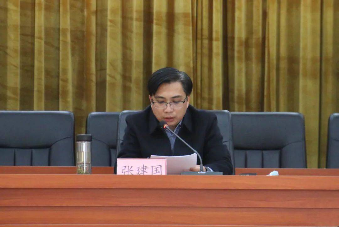 《酒"悲"》《"油鼠"之患》,镇党委书记张建国同志通报了顺义区存在的