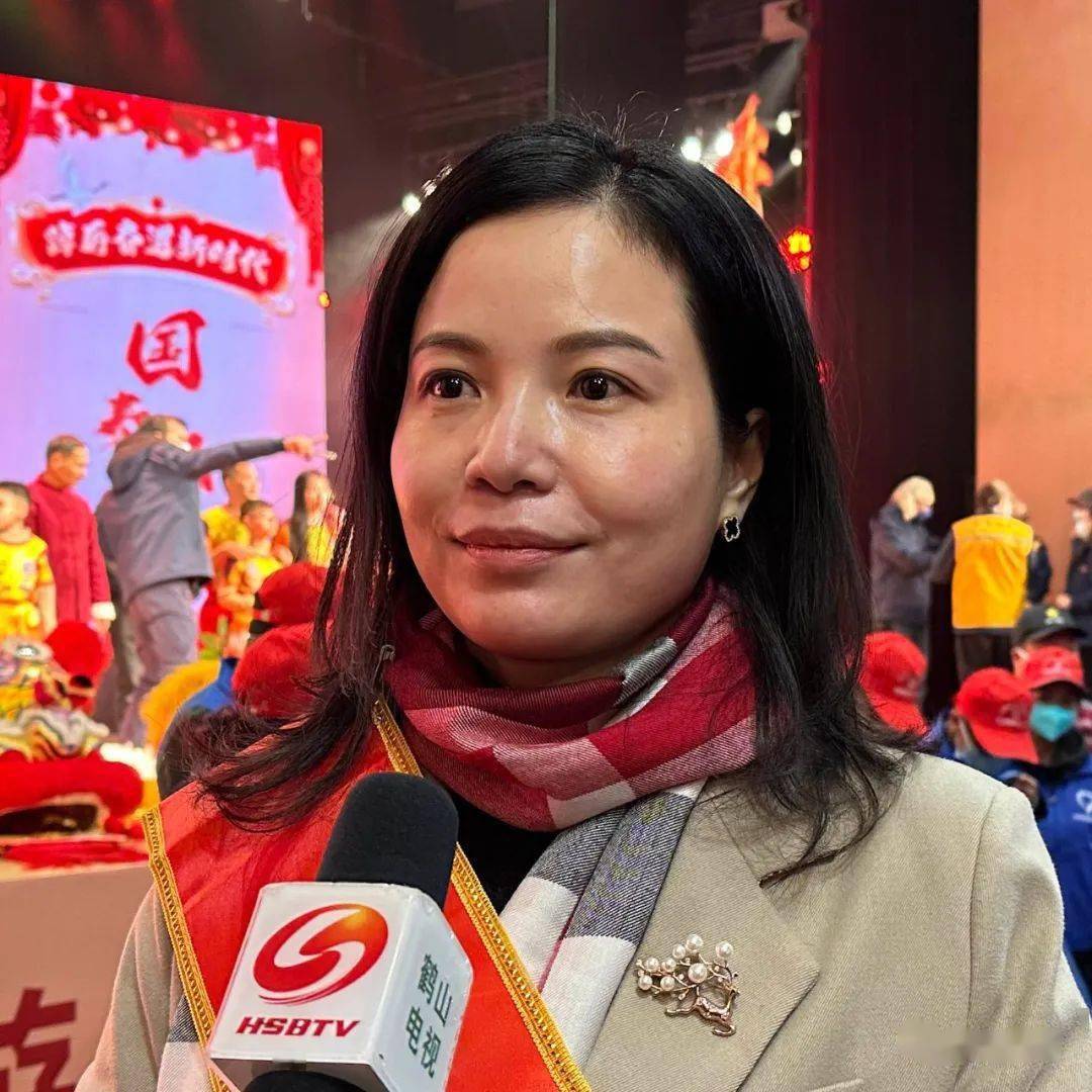 鹤山电台35周年台庆暨春节文艺汇演火了!