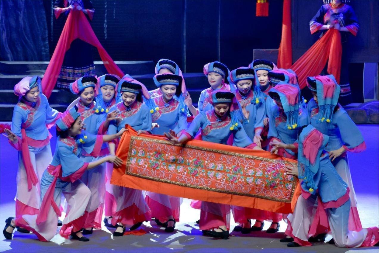 今天聊聊黔西南州的非物质文化遗产——布依戏和查白歌节(十六)_白妹