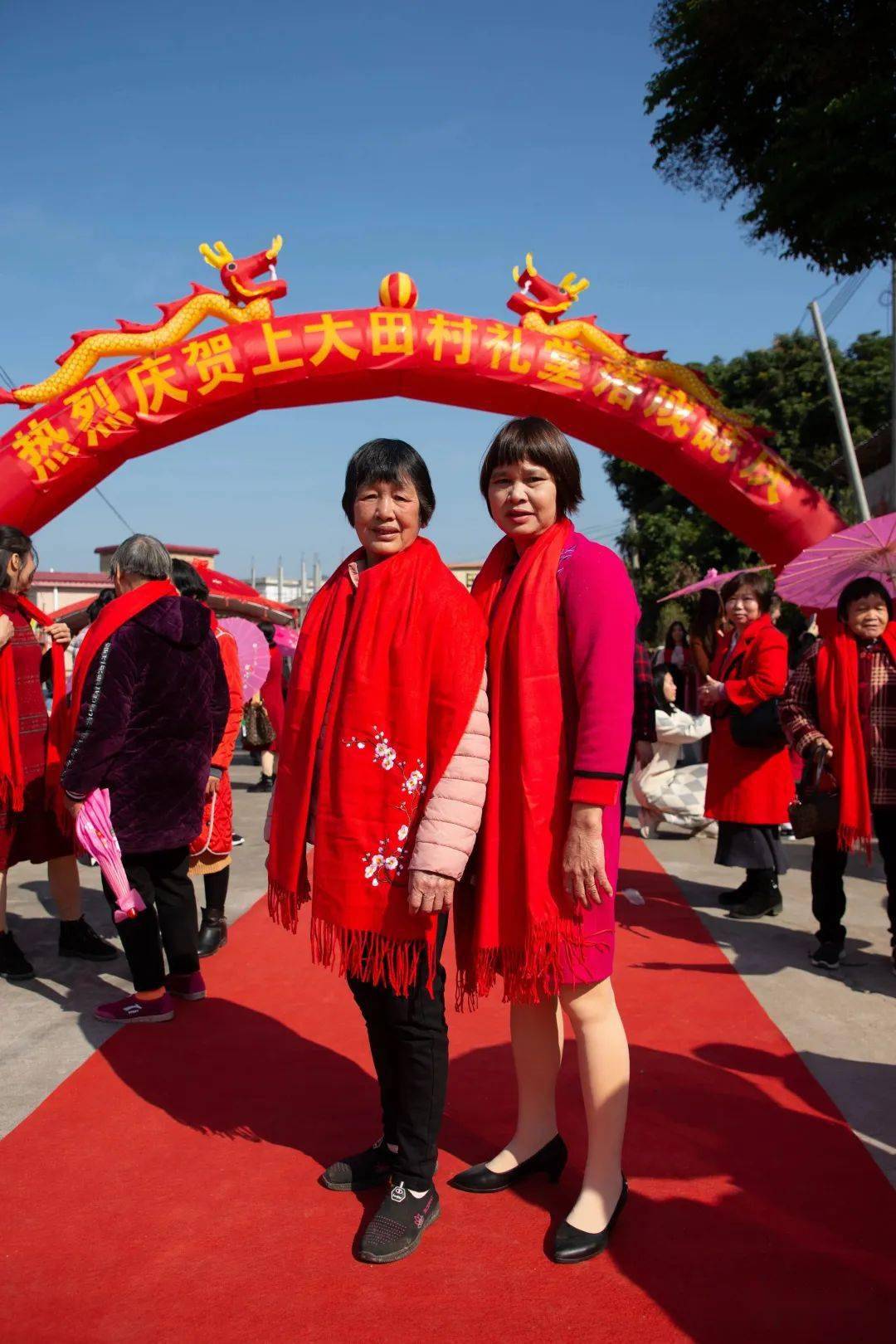 东成镇上大田村礼堂落成志庆暨外嫁金花回娘家联欢会圆满举行!