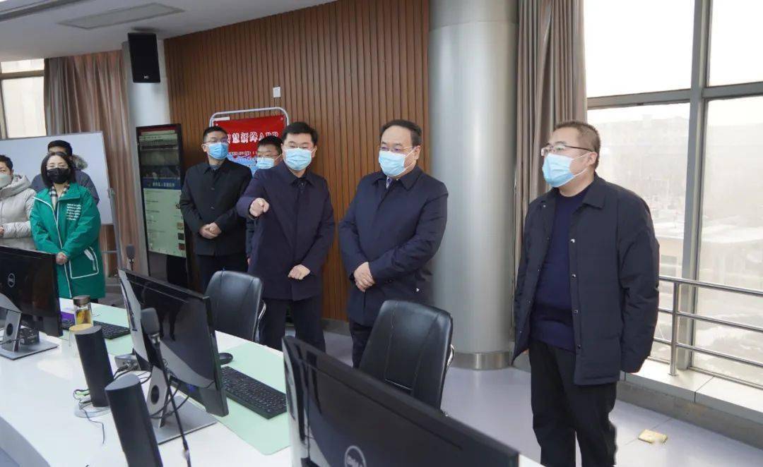 侯文亮看望慰问奋战在新闻宣传一线的新闻工作者_新绛_发展_建设