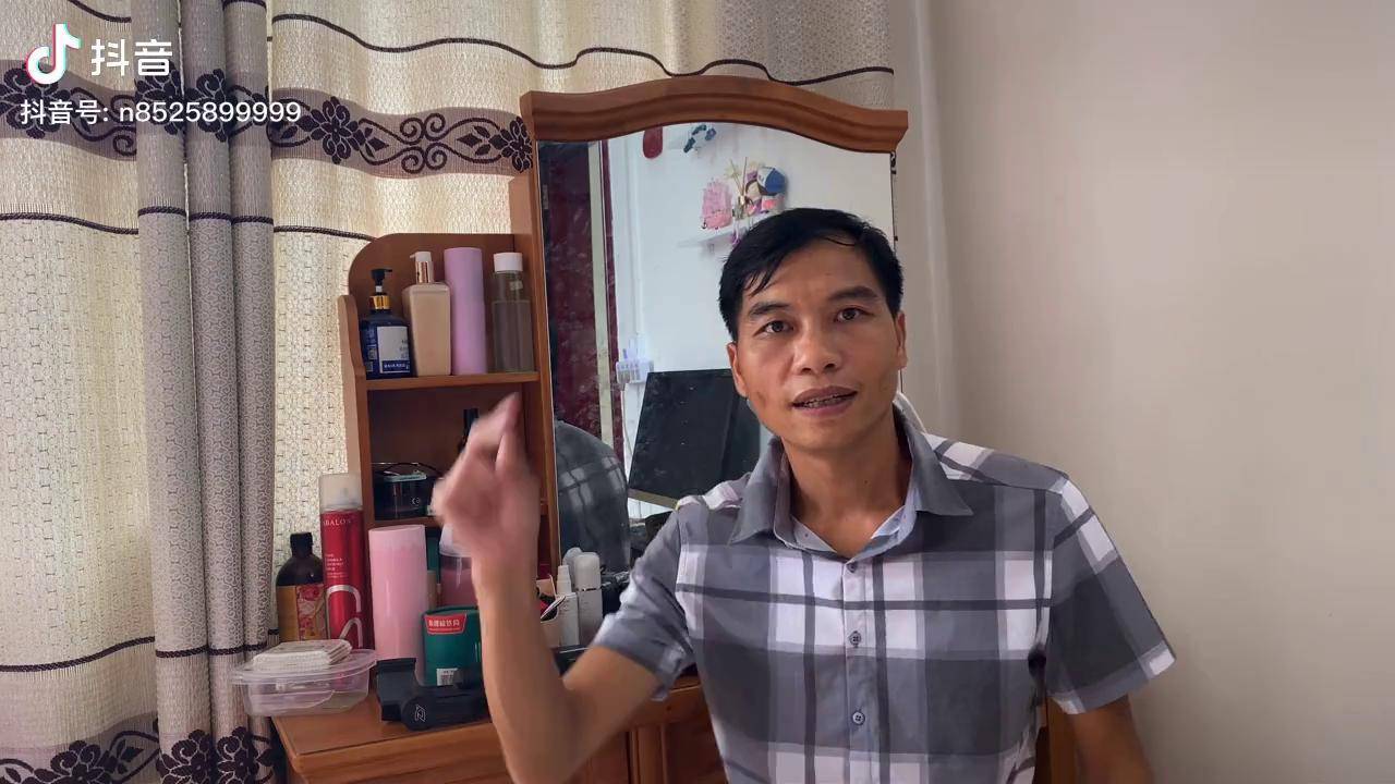 广西炮哥拍视频用的什么设备?难怪播放量这么高,现在知道还不迟