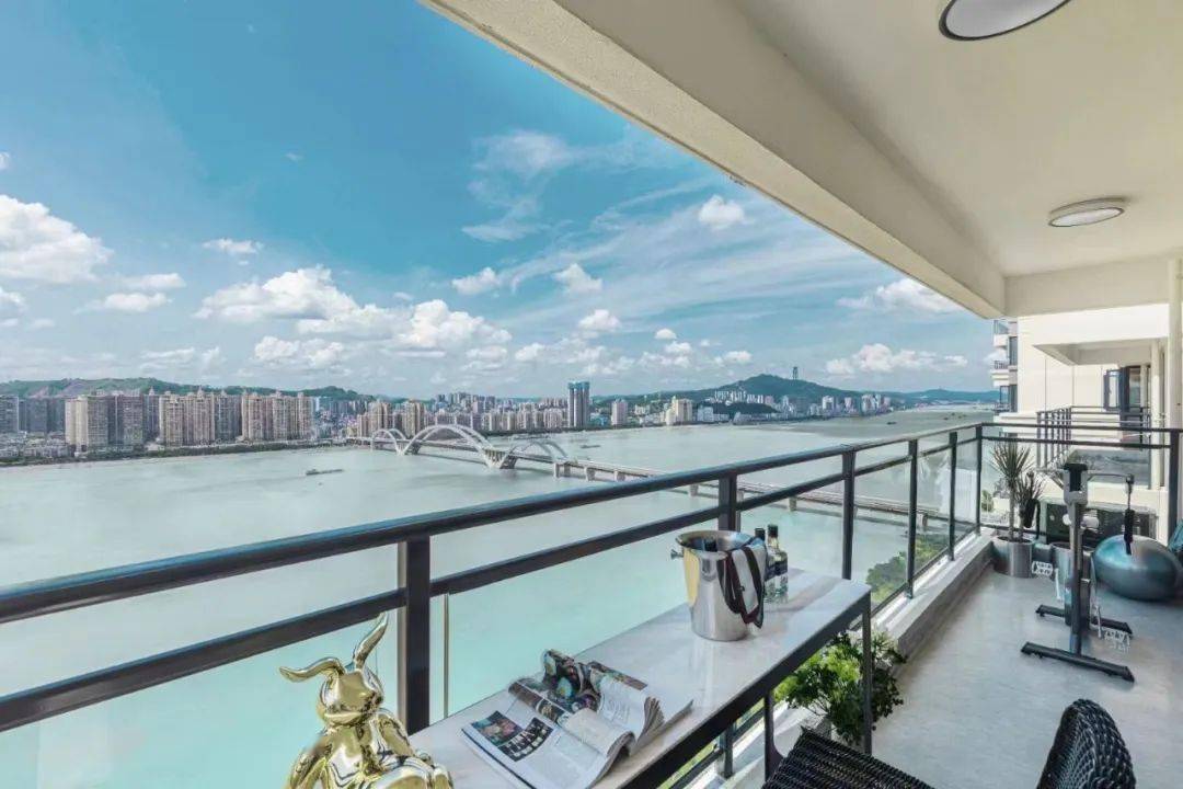 万达滨江城打破空间桎梏,淬炼建筑美学,打造约7.