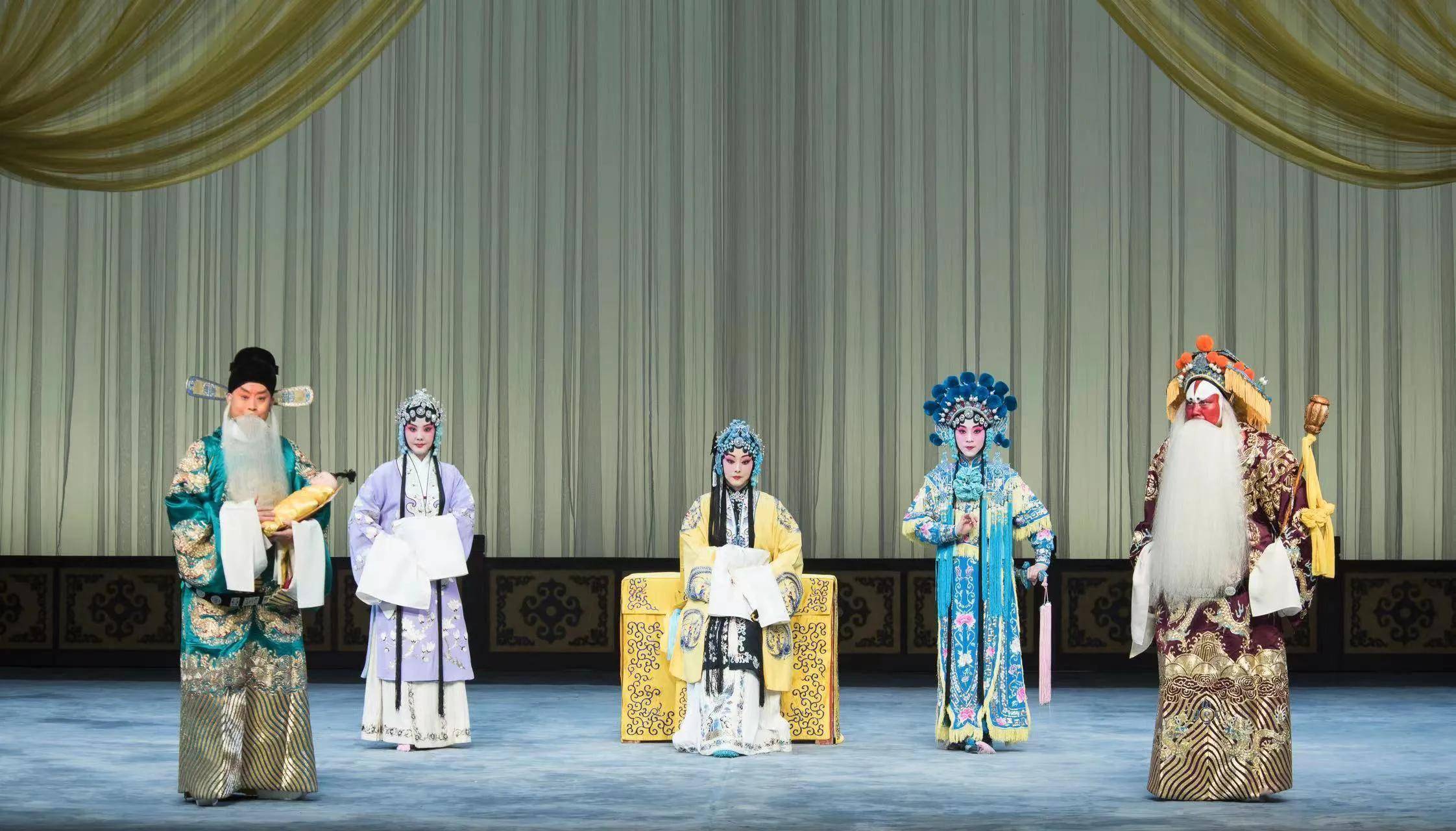 湖北省京剧院新春京剧惠民演出季火爆上演_展播_观众_红娘