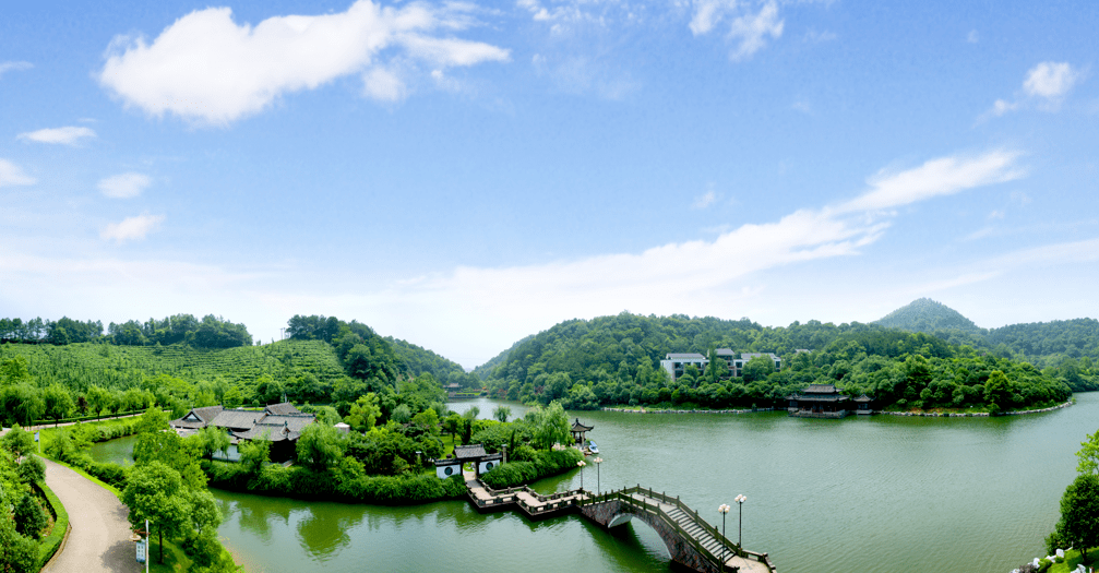 东明湖公园严格控制污染物总量,全年预计削减氮氧化物1491.