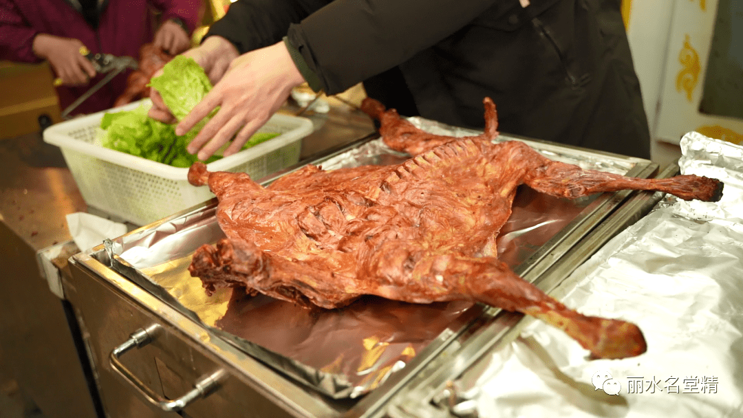 烤全羊_烧烤_蒙古