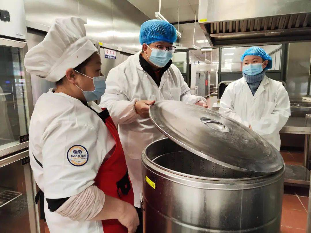 开学工作会并对学校校园安全隐患进行排查息烽县底寨中学开展消防安全