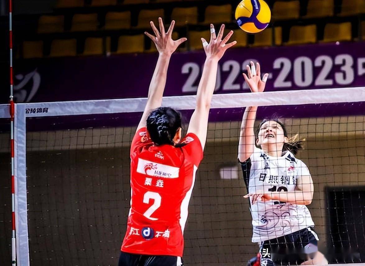 中国女排又一名将官宣留洋,现年25岁值得蔡斌重点关注_孙杰_联赛_接应