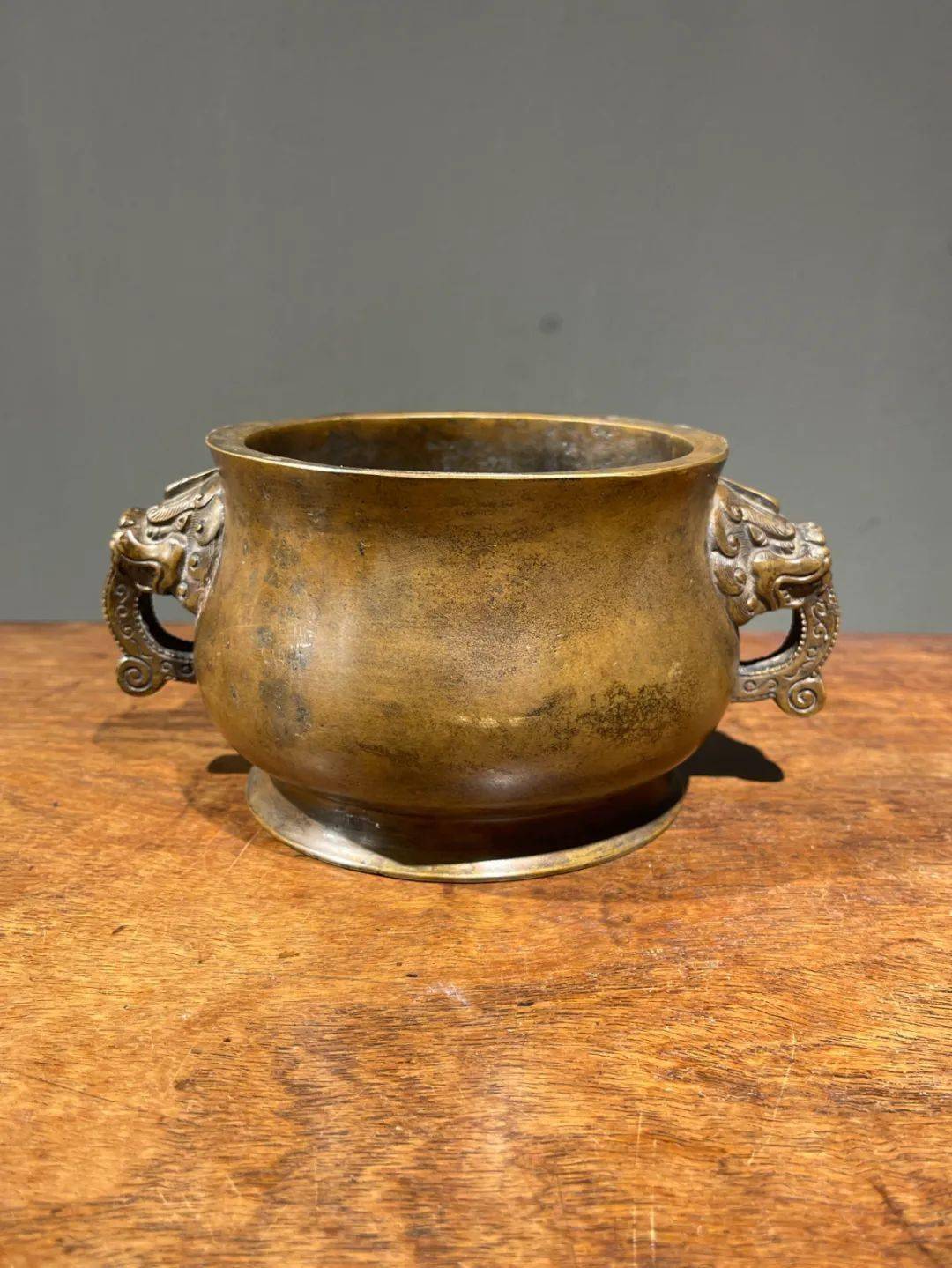 用之美— 一炷香,一盏茶 ▎精致典雅的香道与茶道具_时间_青铜_香炉