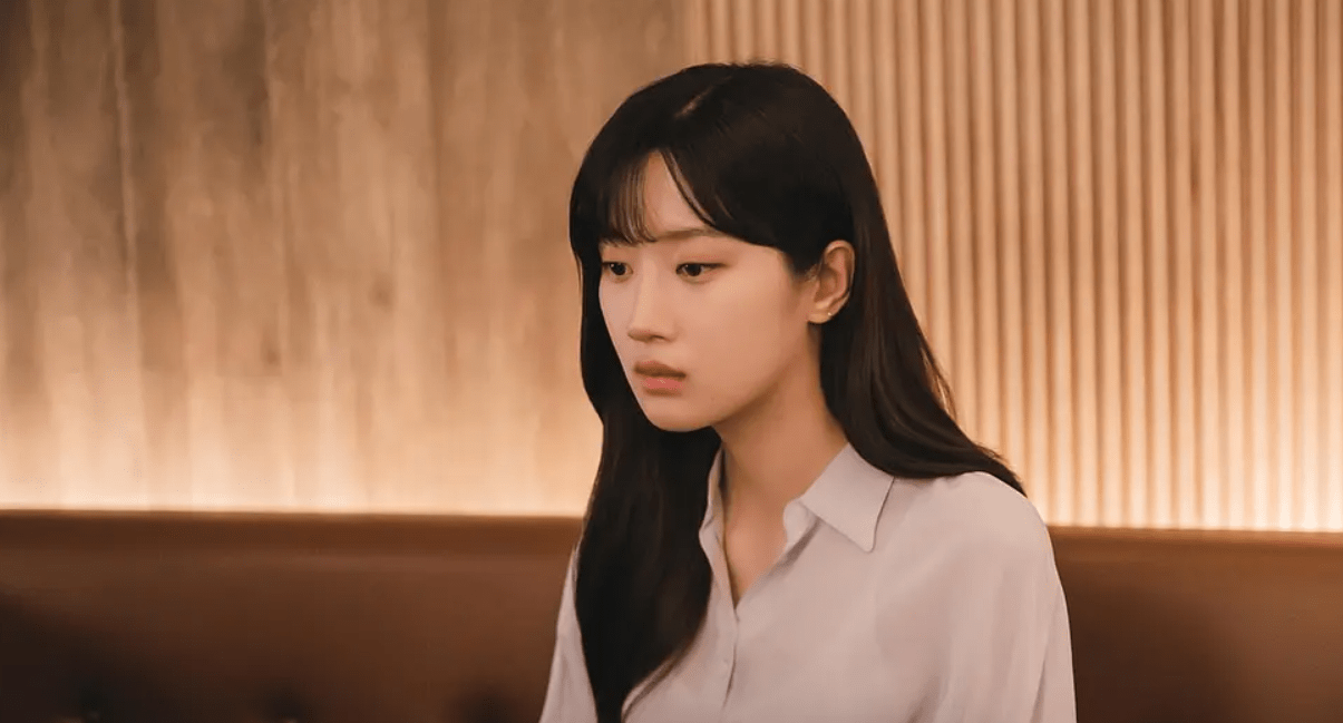 韩剧,热度仅次于《黑暗荣耀》,六人爱情大混战长见识_安秀英_分行