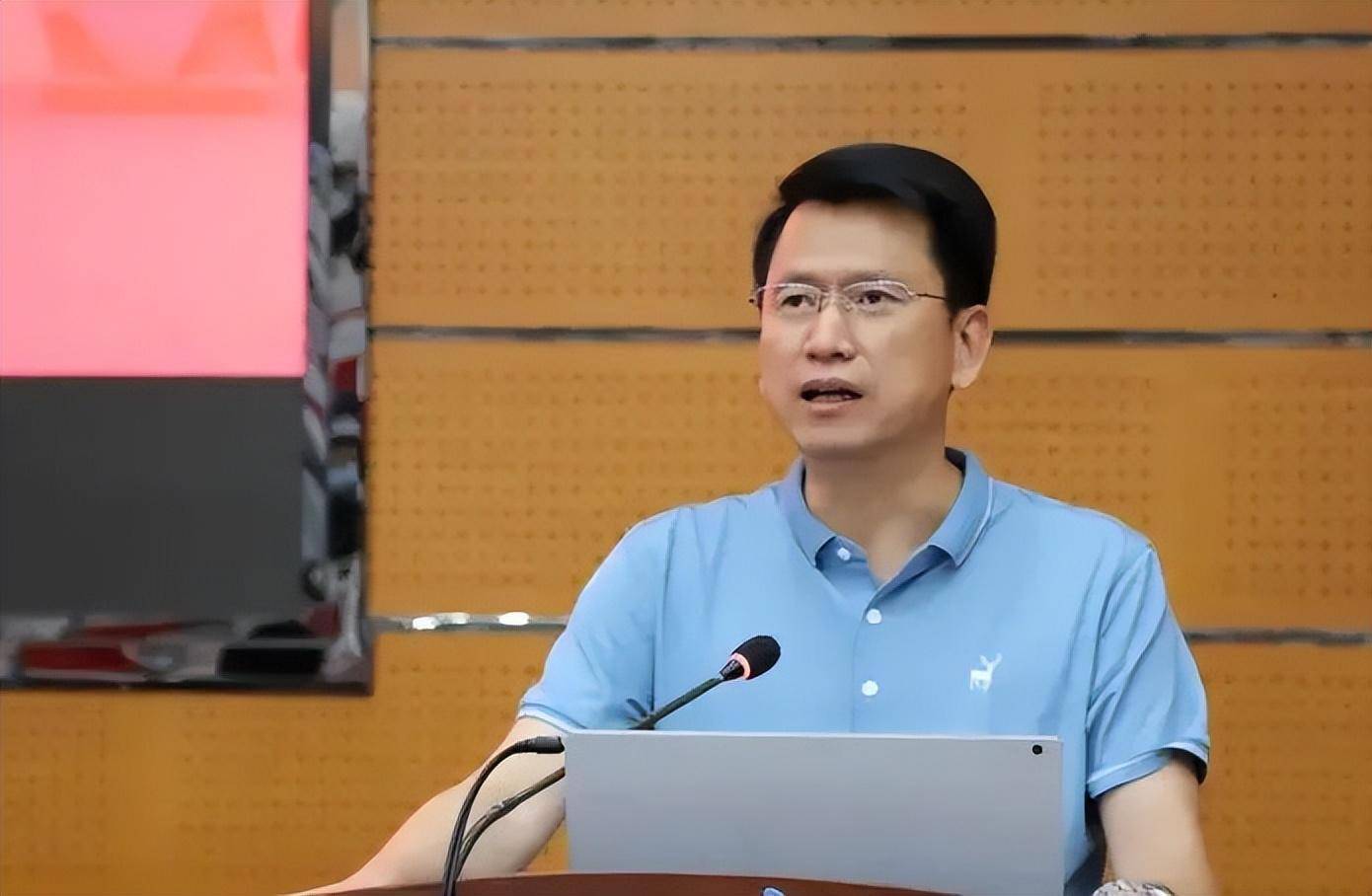 国务院任免多名国家工作人员,福建籍的他获晋升_颜成义_职务_金融