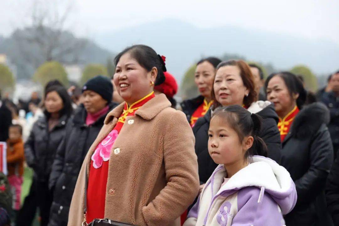 大坪场镇举办"弘扬乡土文化·助力乡村振兴"春节文艺汇演活动_发展