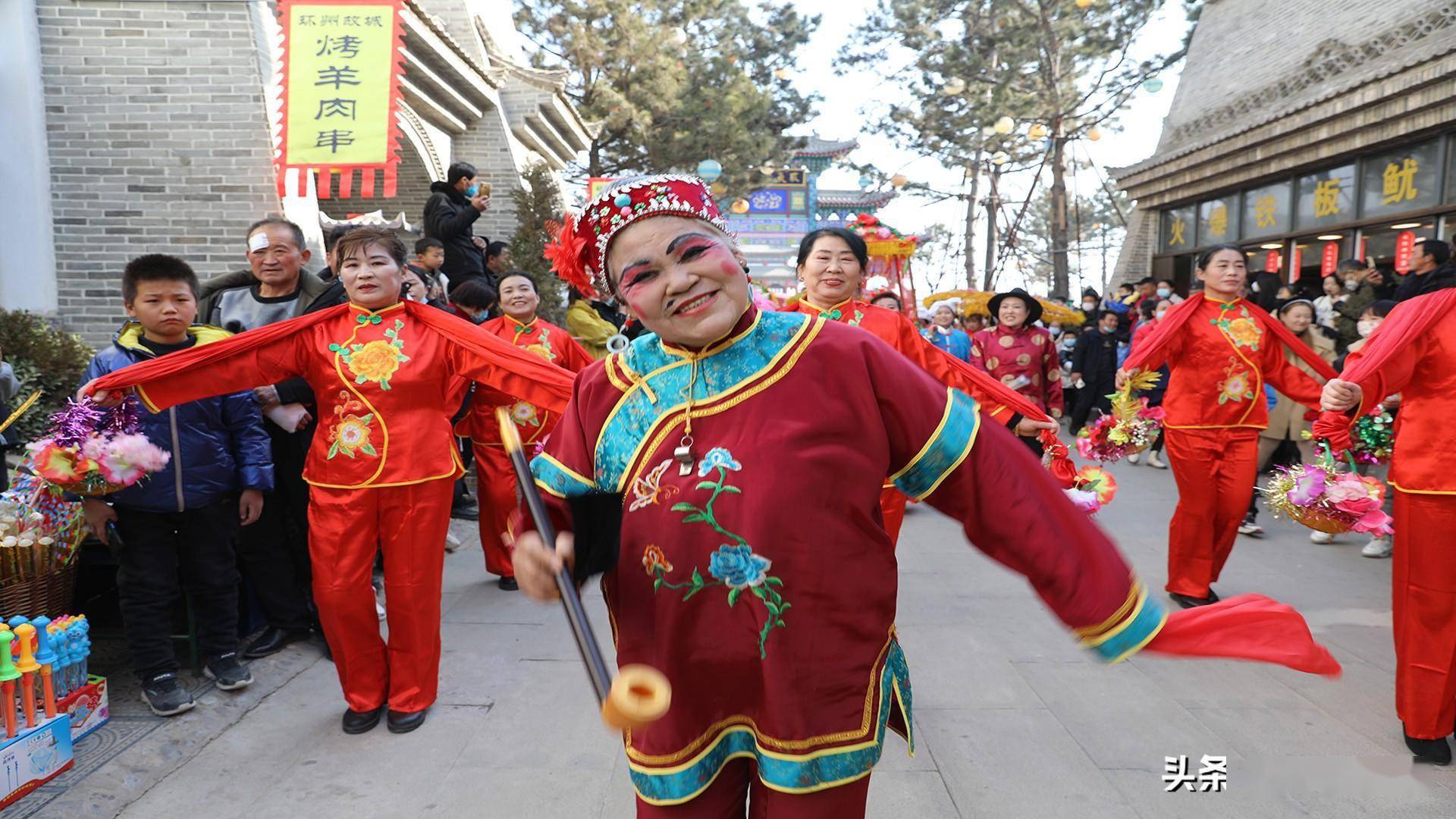 图集丨环县图集丨环县举行社火汇演:欢欢喜喜闹元宵 红红火火新环州