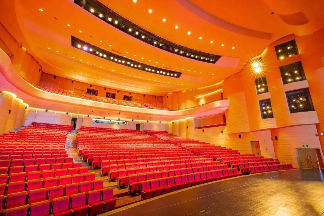 辽阳大剧院·大剧场演出地点不享受积分兑换,不可使用任何代金券不