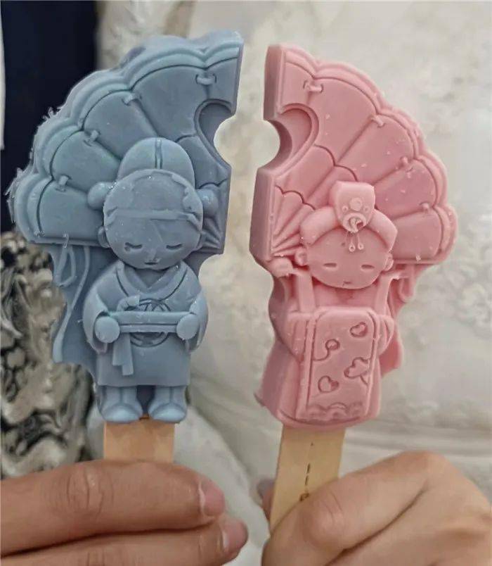 朝鲜族人物造型,延吉字样的雪糕来喽!会不会成为另一个打卡热点?