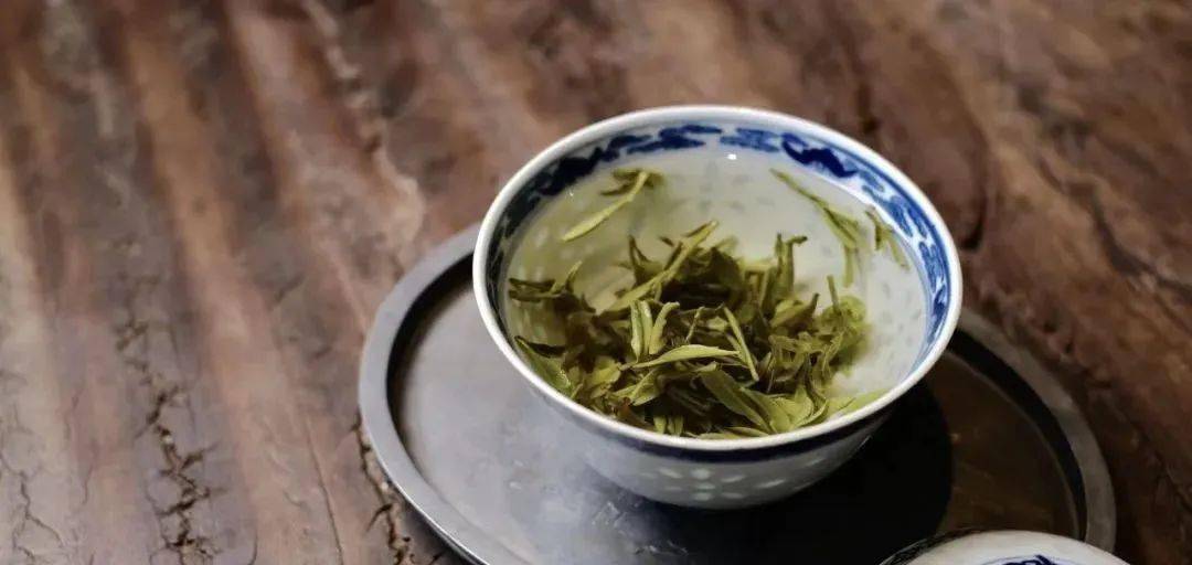 喝茶各有所好,但懂得这些,六大茶类你更会细品!_滋味_品质_黄茶
